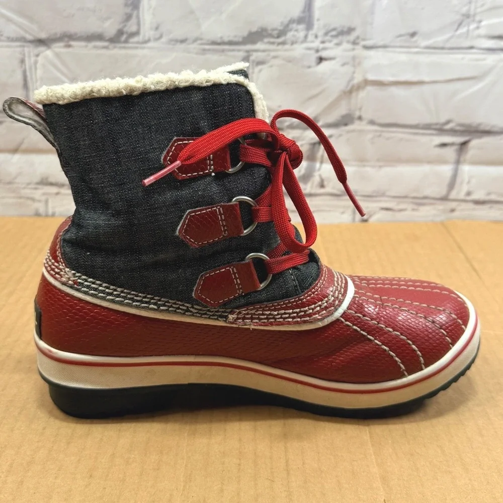 Sorel Winter Snow Boots Kids 5 Red Waterproof Duck Boots Outdoor NL1530-986